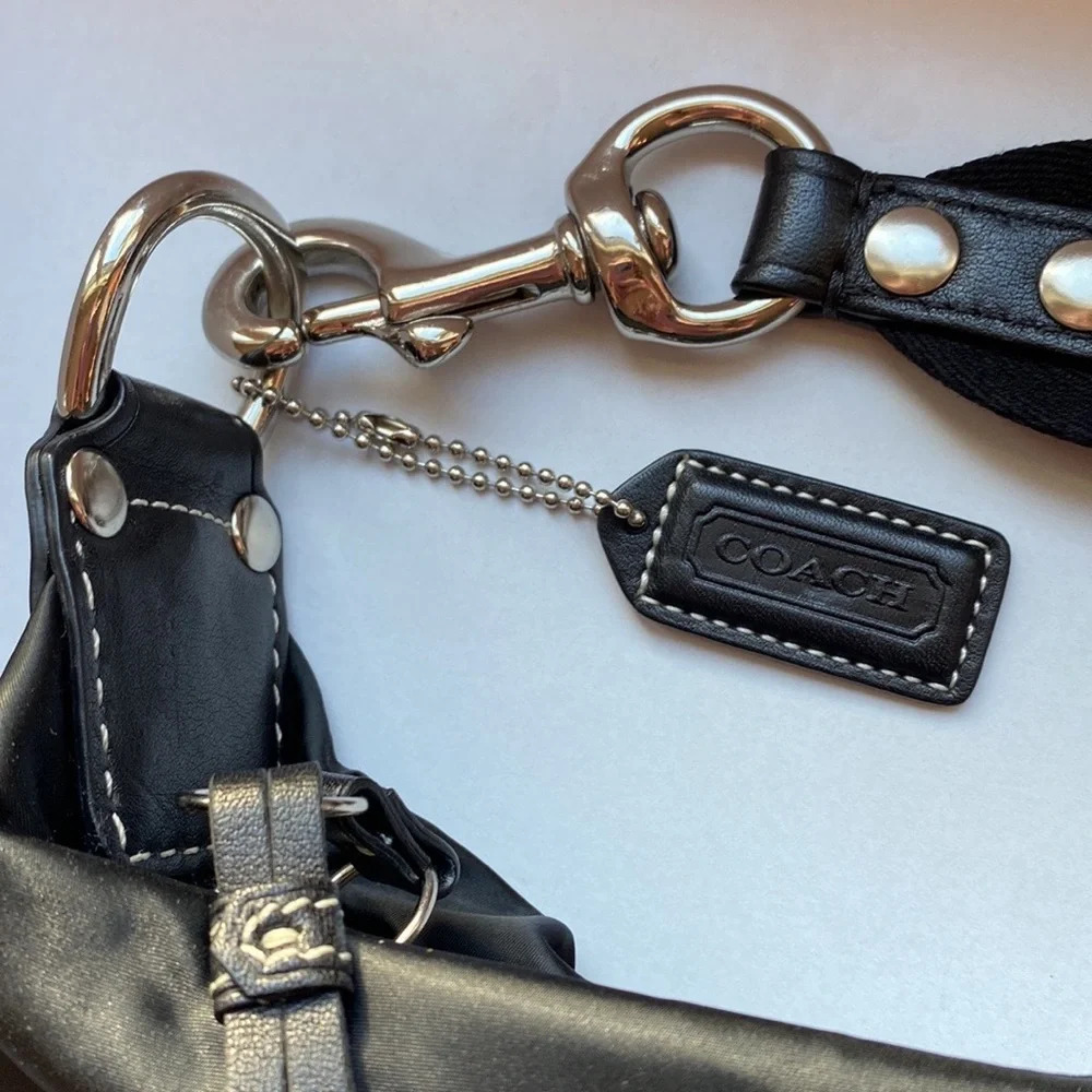 COACH Nylon Shoulder Bag Leather shoulder Washable Wipeable Black No L04J-1892 - Picture 3 of 16